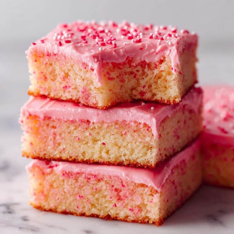 Easy Strawberry Brownies Recipe