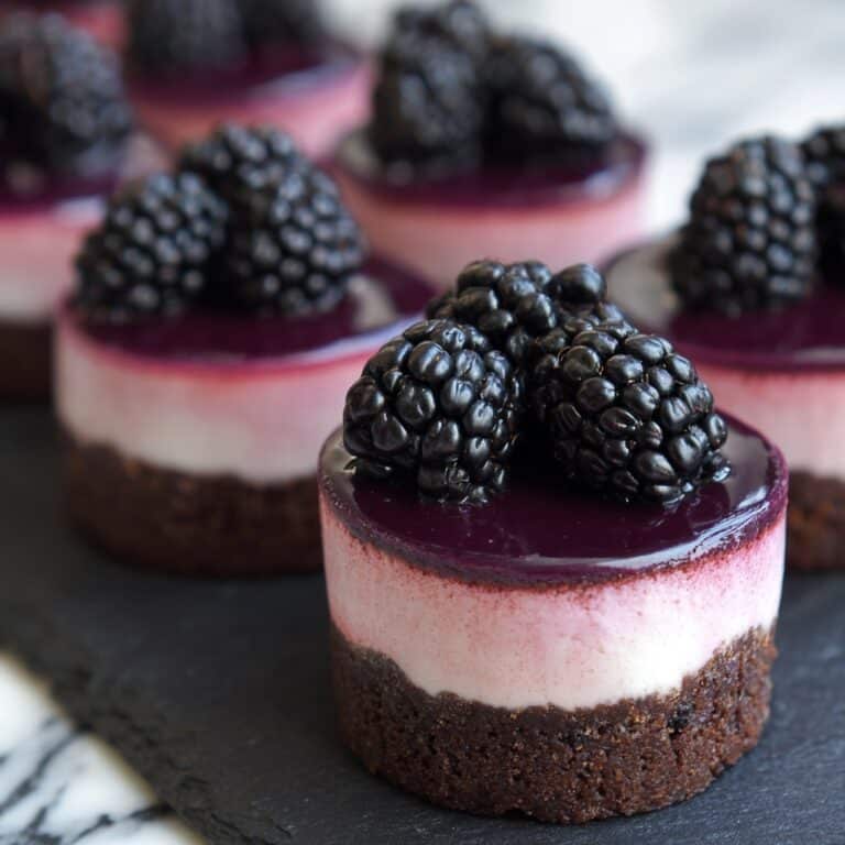 Blackberry Mini Cheesecakes Recipe